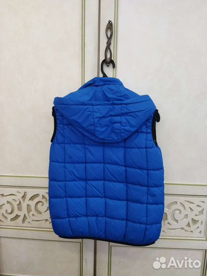 Жилетка для мальчика 140-146 раз