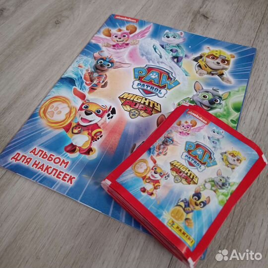 Альбом и 50 пакетиков Panini щенячий патруль