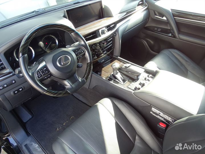 Lexus LX 4.5 AT, 2019, 124 663 км