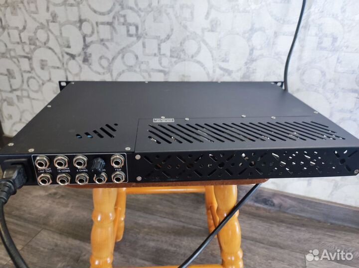 Ламповый гитарный усилитель R&R Solo 50W