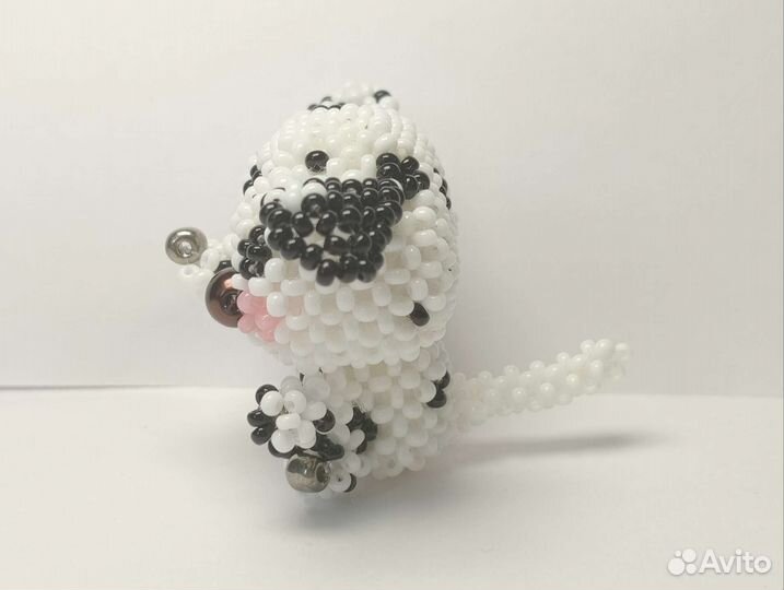 Далматинец из бисера ручной работы