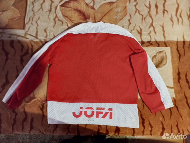 Хоккейная футболка