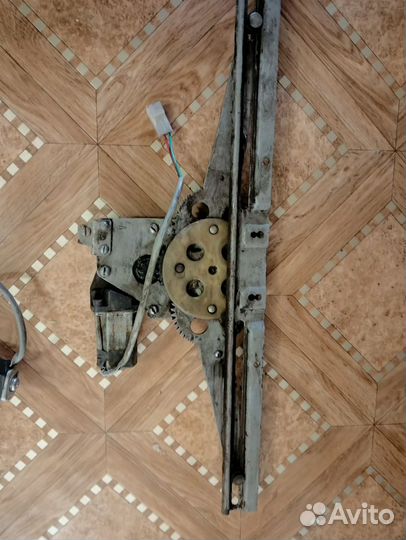 Стеклоподъемник ваз