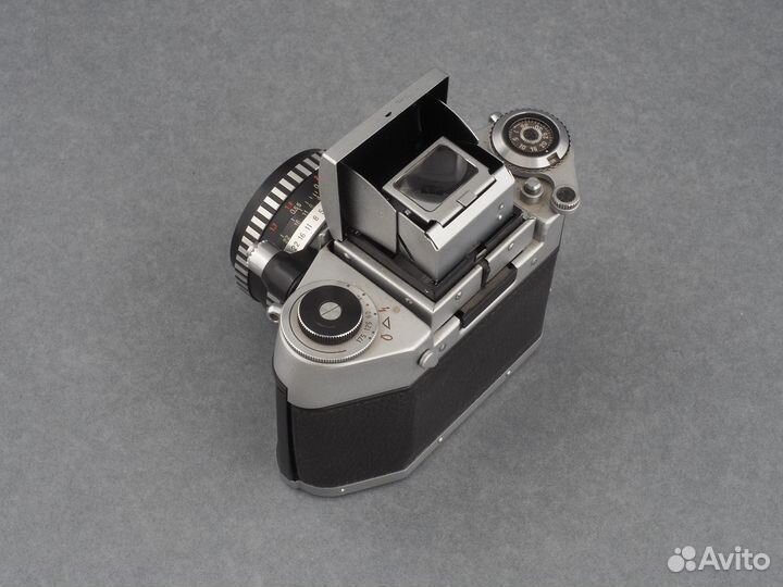 Фотоаппарат EXA-1a с Tessar 2,8/50 и Sonnar 4/135