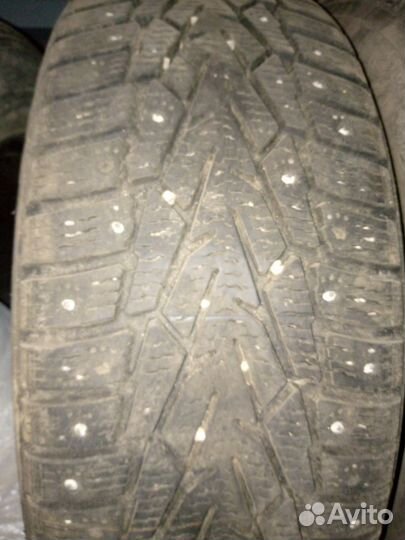 Nokian Tyres Hakkapeliitta 7 205/60 R16