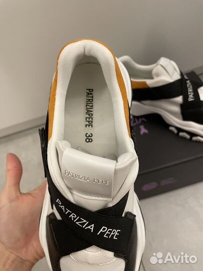 Кроссовки patrizia pepe 38