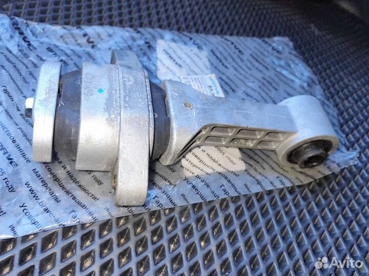 Опора двигателя задняя