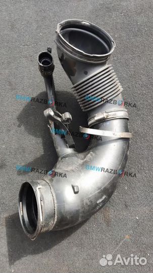 Патрубок чистого воздуха (к турбине) BMW 5 7803843