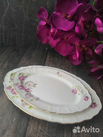 Набор блюд из фарфора