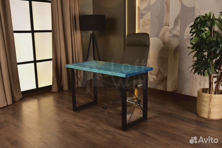 Компьютерный стол в стиле лофт. Доставка