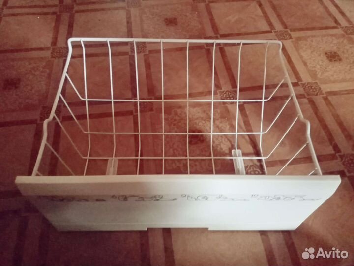 Ящик металлический для холодильника