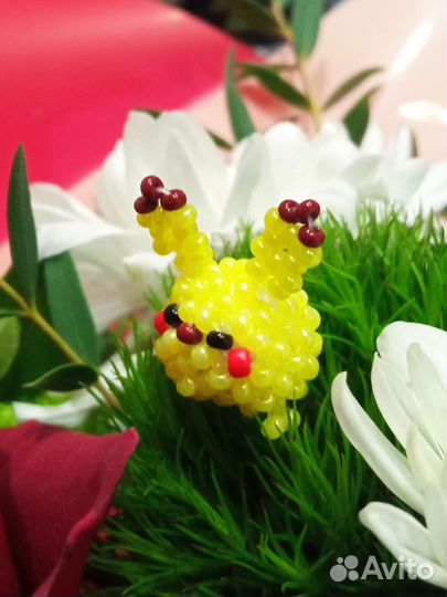 Мини амигуруми. Пикачу из бисера фигурка