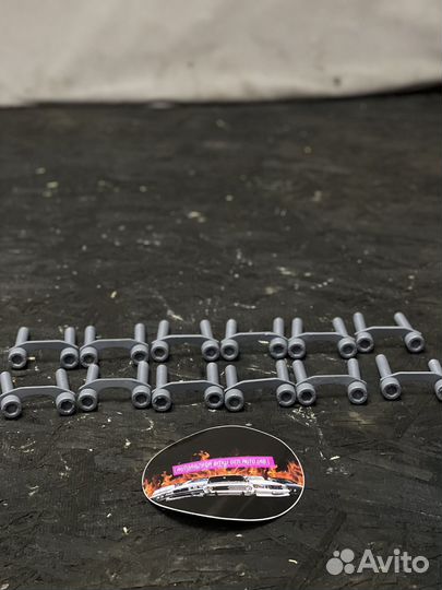 Болты крепления редуктора е34