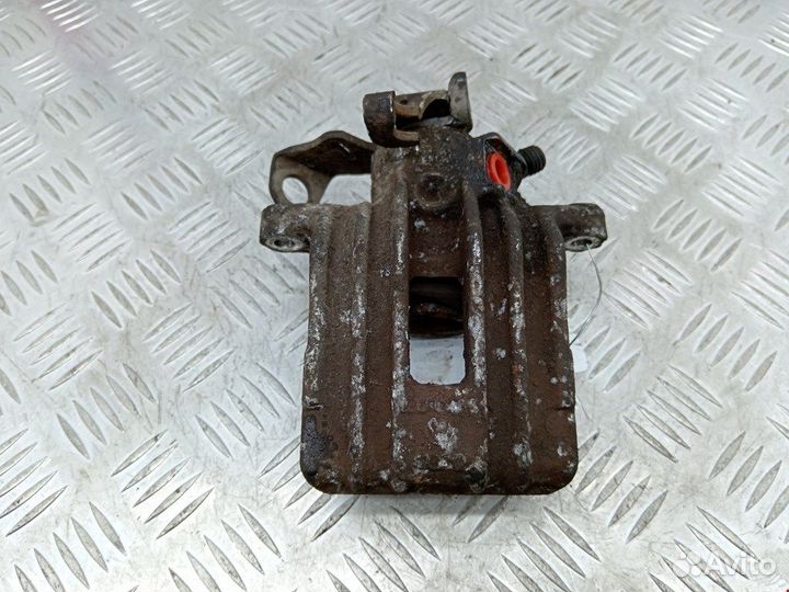 Суппорт задний правый для Volkswagen Golf 4