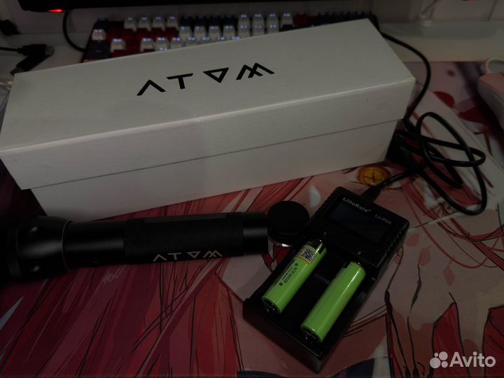 Фотофонарь atom от Макса Доброго