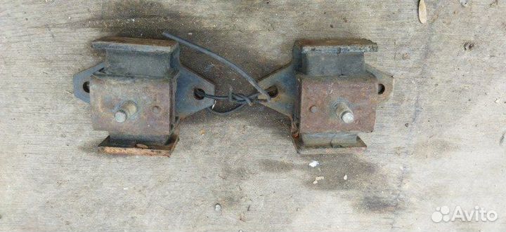 Подушка кпп Nissan Safari wfgy61 TB48DE