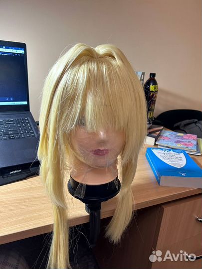 Косплей парик Люмин путешественник геншин импакт