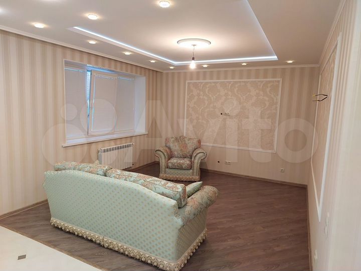 2-к. квартира, 80,1 м², 4/9 эт.