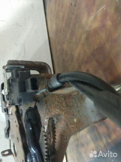 Рычаг ручного тормоза Lincoln Navigator 5.4L dohc