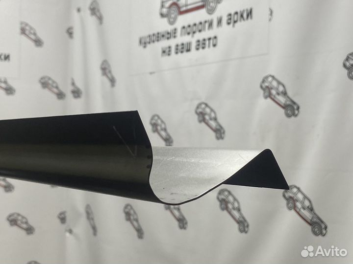 Hyundai Starex H-1 порог + усилитель правый