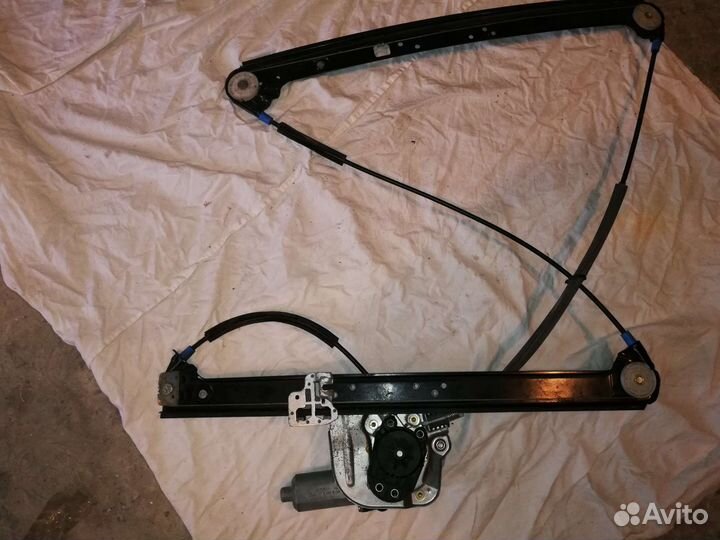 Стеклоподъемник BMW X5