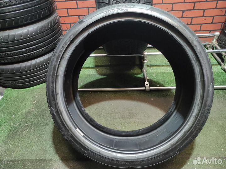 Pirelli Scorpion Winter 315/30 R22 107V