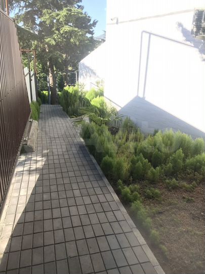 Комната 27 м² в 1-к., 1/1 эт.