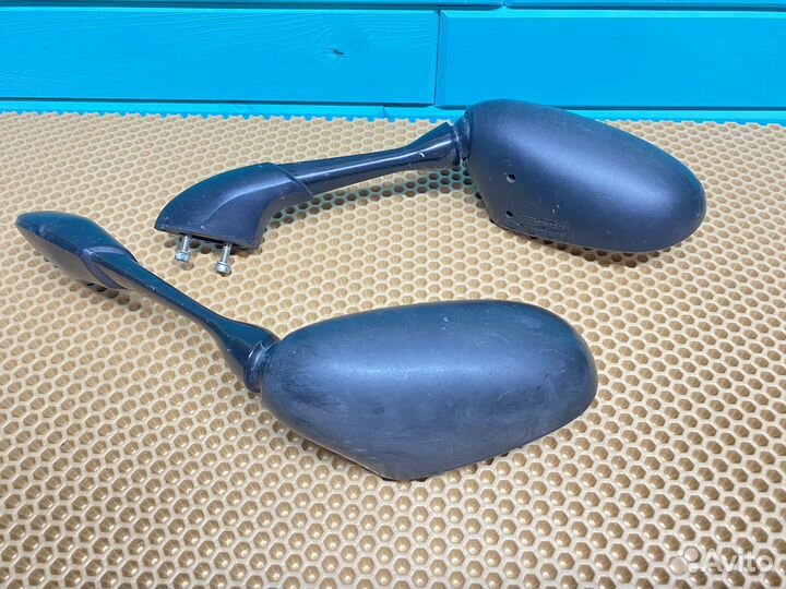 Зеркала оригинал yamaha FZS1000 01-05г. fazer