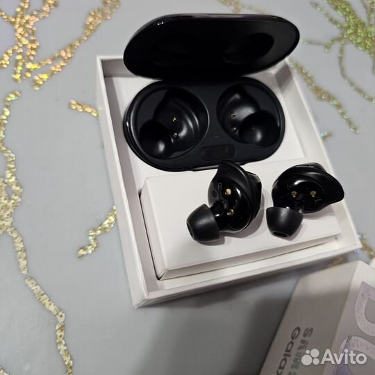 Наушники samsung galaxy buds plus