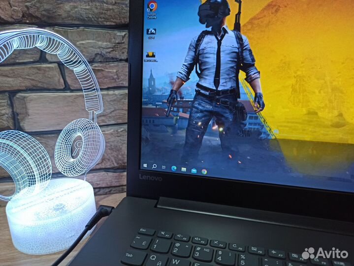 Игровой ноутбук Lenovo 17,3