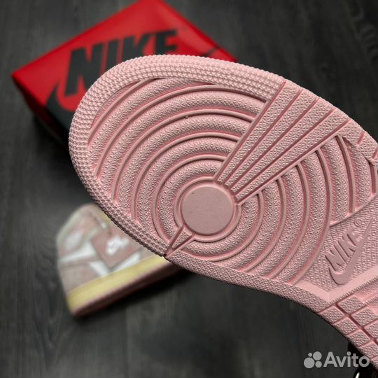 Кроссовки Air Jordan 1 High «washed pink»