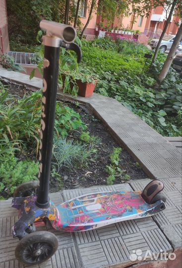 Самокат детский трехколесный