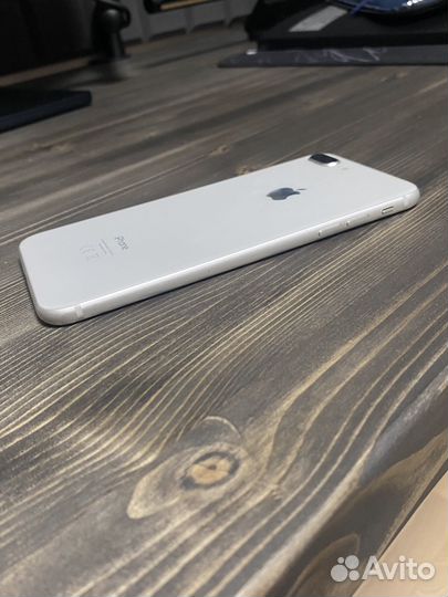 iPhone 8 Plus, 64 ГБ