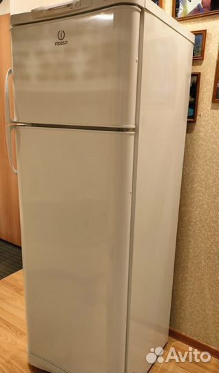Холодильник б/у