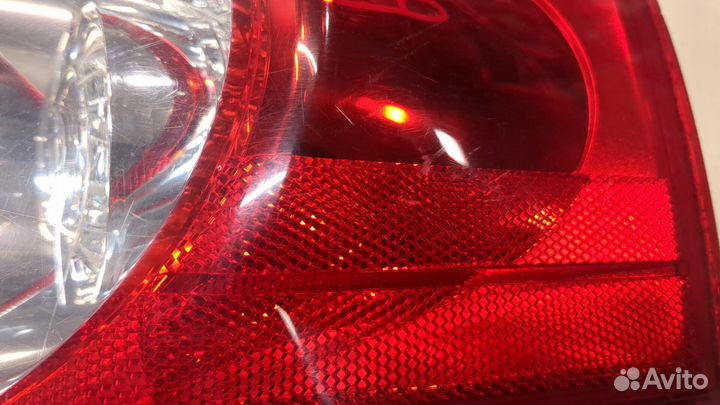 Фонарь (задний) правый Volkswagen Passat 6