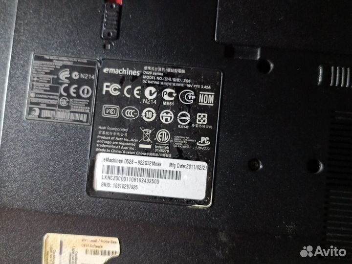 Ноутбук Emachines d528