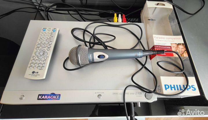 DVD плеер LG DGK684X Karaoke
