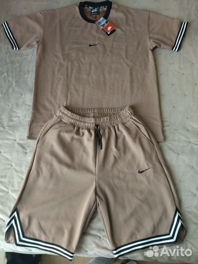 Костюм мужской шорты и футболка