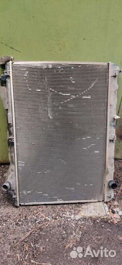 Радиатор на Сузуки Гранд Витара 2008г. 2.4л м.т