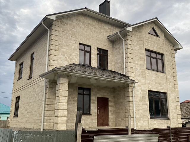 Дом 236 м² на участке 11 сот.