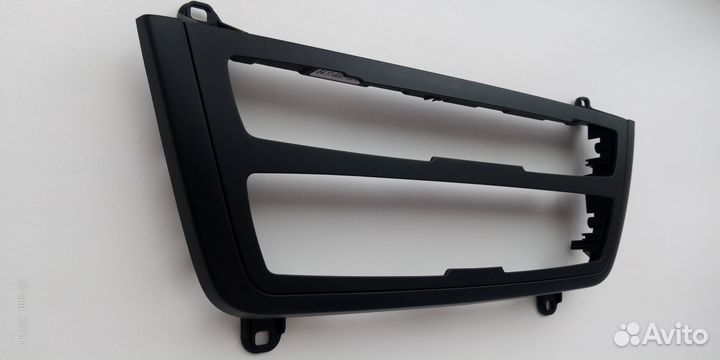 Рамка (накладка) панели климат-контроля на BMW F30