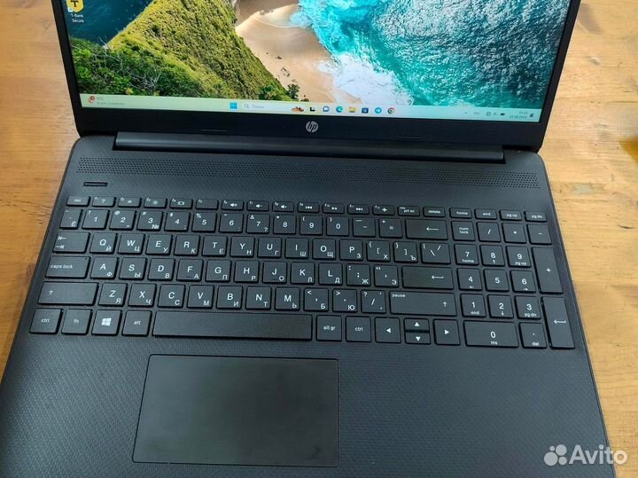 Ноутбук HP Ryzen 5300 IPS