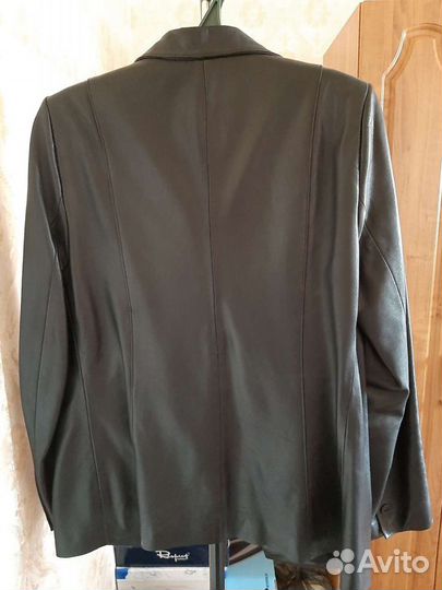 Пиджак женский,натуральная кожа