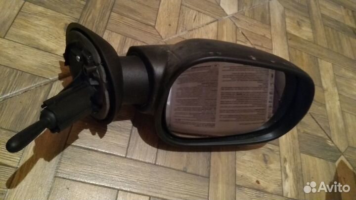 Зеркало правое Рено Логан