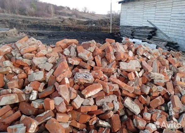 Битый Кирпич, Бой кирпича