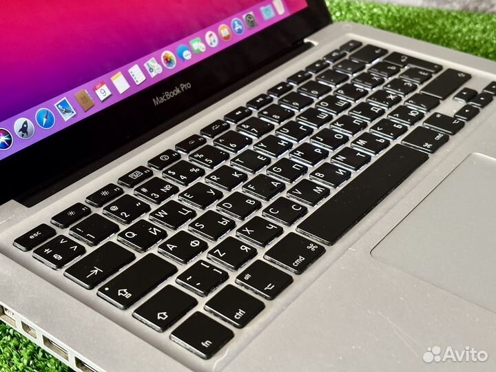 Премиум ноутбук Apple MacBook Pro 13 Новый SSD