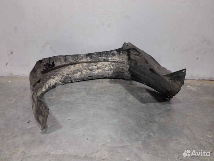 Подкрылок передний левый Suzuki Grand Vitara
