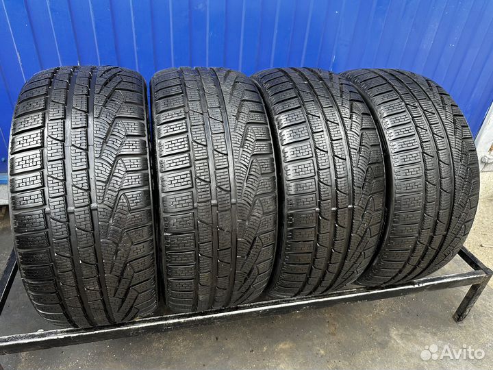 Pirelli Sottozero Winter 240 235/40 R18 91V