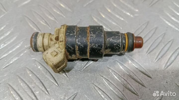 Б/У Форсунка инжекторная электрическая BMW #002