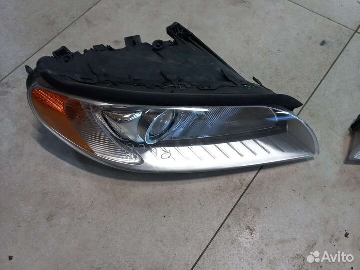 Фары адаптив ксенон Volvo XC70,S80